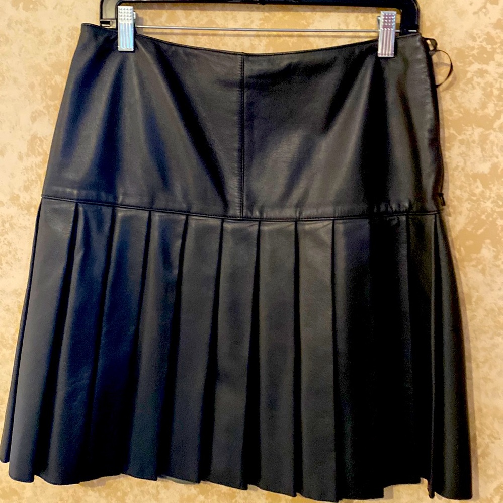 Worth Pleated Leather Skirt/Dark Gray/size 6
